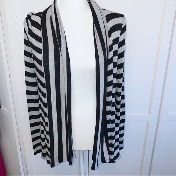 Nordstrom Lush Black Stripe Rayon Blend Stretch Cardigan Med Career Officecore - Picture 7 of 10